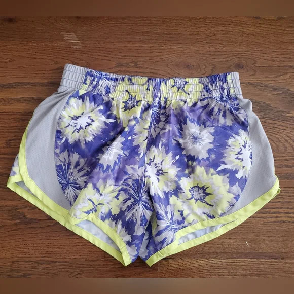 Short Danskin Fille - Taille M - Rose - Occasion Très Bon état